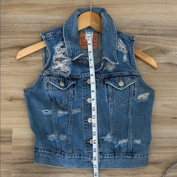 Levi’s Women’s Distressed Denim Vest – Blue – Size XS - Picture 8 of 8